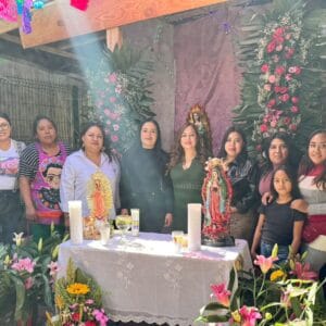 Celebré mi santoral con las mujeres del Área de las Jefas en la Central de Abasto.